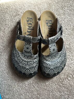 Soul Naturalizer Black & White Patterned Women's Mules